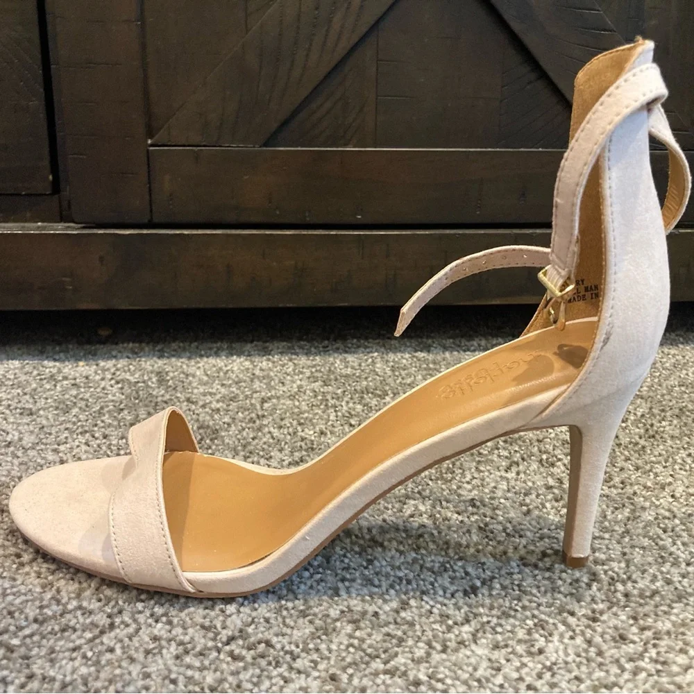 Charlotte Russe Rory Women's High Heel, Nude Patent Leather Size 8
